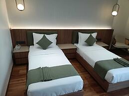 Trevon Hotel Gujrat Centrale