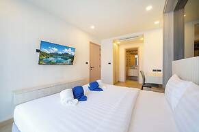 Ozone 1BR Signature Junior Suite