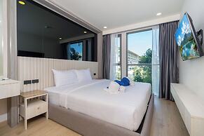 Ozone 1BR Signature Junior Suite