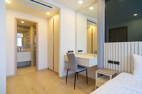 Ozone 1BR Signature Junior Suite