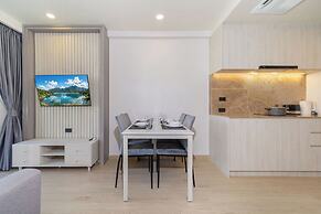 Ozone 1BR Signature Junior Suite