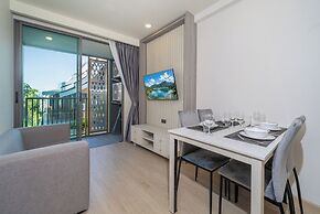 Ozone 1BR Signature Junior Suite