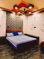 Atharv Paying Guest House