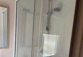Caravan - Sleeps 6 - Parking