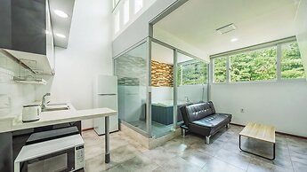 Gapyeong Funny Mongmong Galaxy House