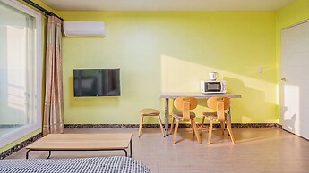 Gapyeong Funny Mongmong Galaxy House
