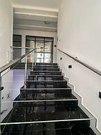 Shalom Hotel