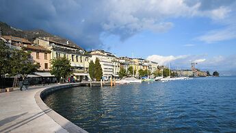 Romantic Benaco Salò