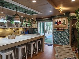 Charming House with Private Pool