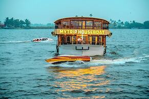 My Trip Houseboat