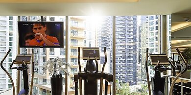 LUX The JW Marina Studio 4