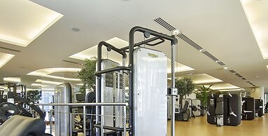 LUX The JW Marina Studio 4
