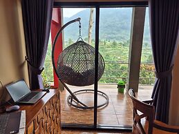 The Green County Homestay