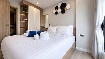 Stellar Space Suite in Elegant Bang Tao