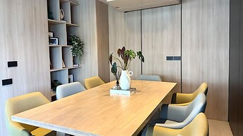 Stellar Space Suite in Elegant Bang Tao