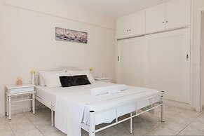Alexandros Luxury Apartments Nydri