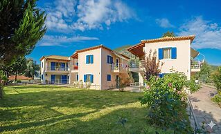 Alexandros Luxury Apartments Nydri
