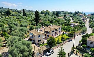 Alexandros Luxury Apartments Nydri