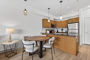 Spectacular View 1 Bdrm
