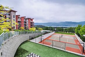 Spectacular View 1 Bdrm