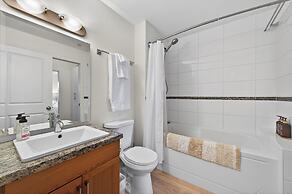 Spectacular View 1 Bdrm