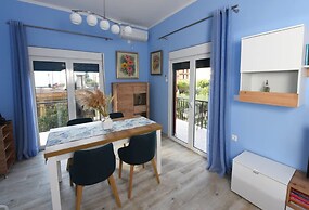 Blue Cozy Home in Kyparissia Fully Equipped Nest