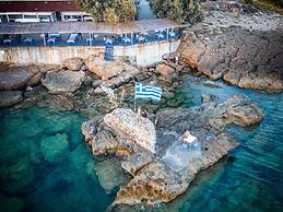 Blue Cozy Home in Kyparissia Fully Equipped Nest