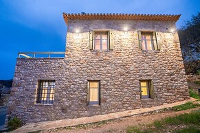 Kyparissia Aries Stone Maisonette Panoramic Views