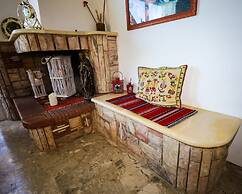 Charming Country House Just Steps From Everything