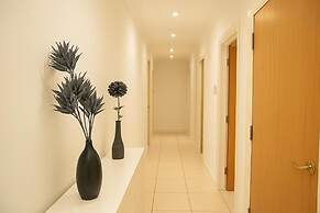 Sleeps 4 - Parking - Wifi