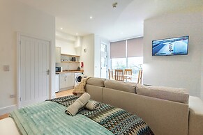 Glan Neigr Apart-Hotel By Guestz