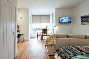 Glan Neigr Apart-Hotel By Guestz