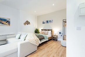 Glan Neigr Apart-Hotel By Guestz