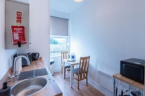 Glan Neigr Apart-Hotel By Guestz