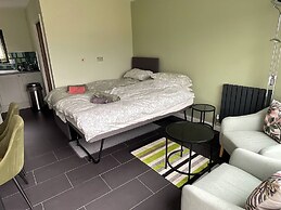 Self-contained Studio Annex