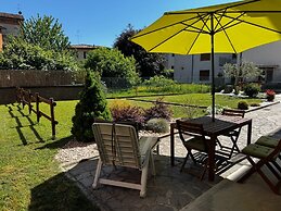Le Nora Home