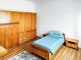 Le Nora Home