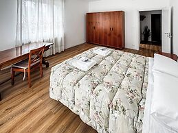 Le Nora Home