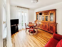 Le Nora Home