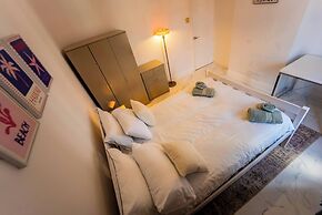 Room-comfy One-bdr in a Manchester House