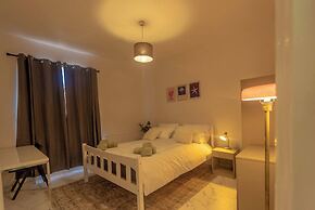 Room-comfy One-bdr in a Manchester House