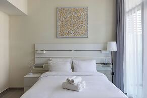 Modern 2BR Apartment in Merano Tower