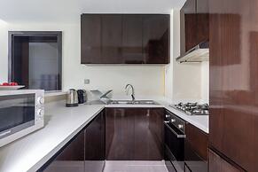 Modern 2BR Apartment in Merano Tower