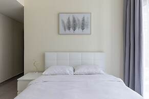 Modern 2BR Apartment in Merano Tower