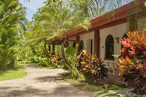 Amazing Suite 103 Walking Distance to the Beach