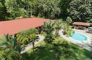 Amazing Suite 103 Walking Distance to the Beach