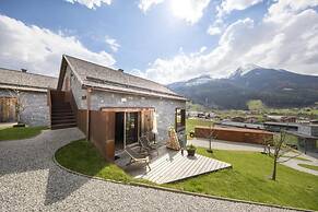 Alpine Stay, Sauna & Fireplace