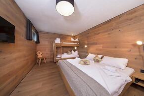 Alpine Stay, Sauna & Fireplace