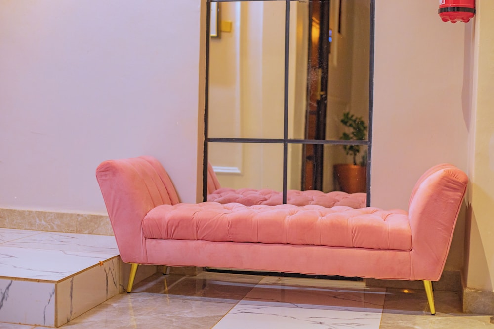 Allison Hotel