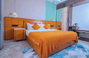 Allison Hotel